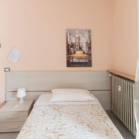 Fare Bnb - Room & Breakfast Santa Maria เรจโจเอมิเลีย ภายนอก รูปภาพ