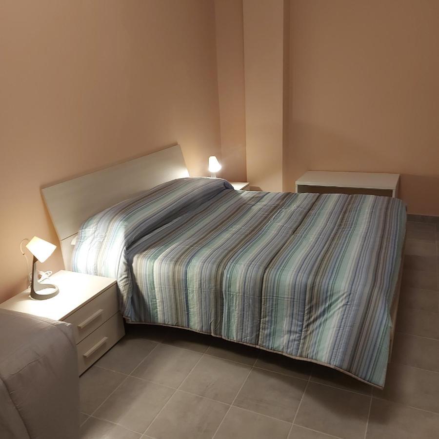 Fare Bnb - Room & Breakfast Santa Maria เรจโจเอมิเลีย ภายนอก รูปภาพ